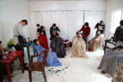 با متفاوت‌ترین آرایشگاه مردانه تهران آشنا شوید | اینجا محل تیپ زدن کودکان کار است!