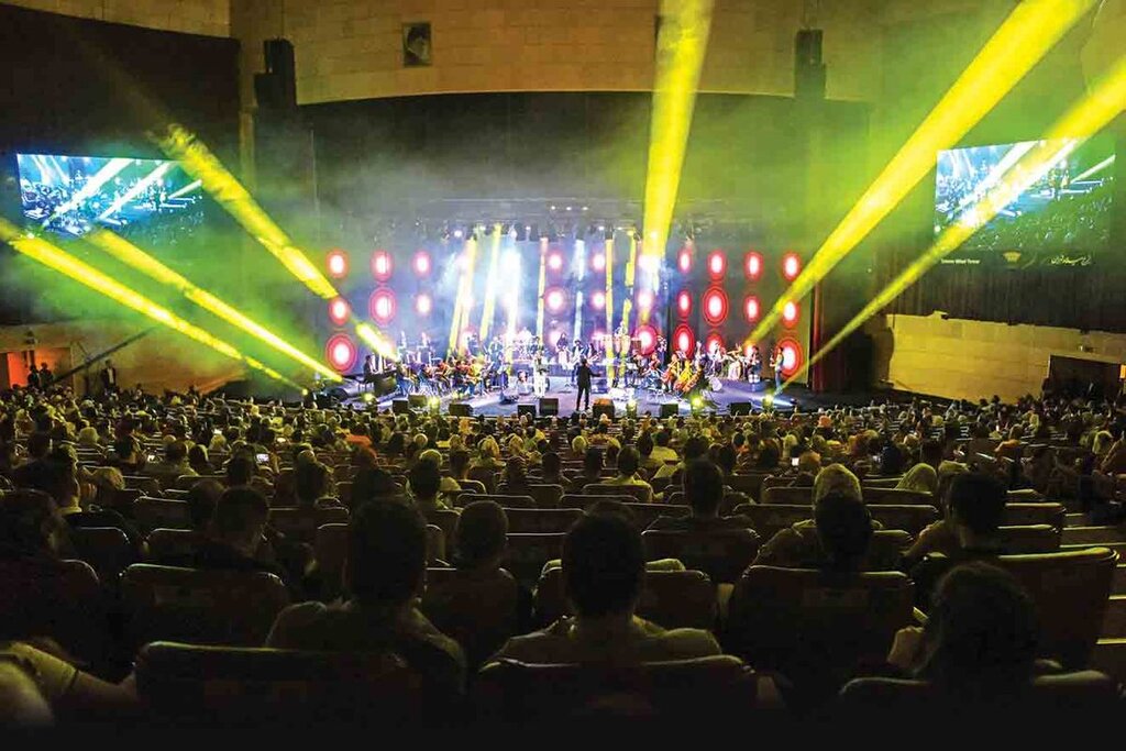 سود فروش بلیت ۷۰۰ هزار تومانی کنسرت‌های موسیقی به جیب چه کسانی می‌رود؟ |  گران ترین سالن کنسرت ایران  را بشناسید
