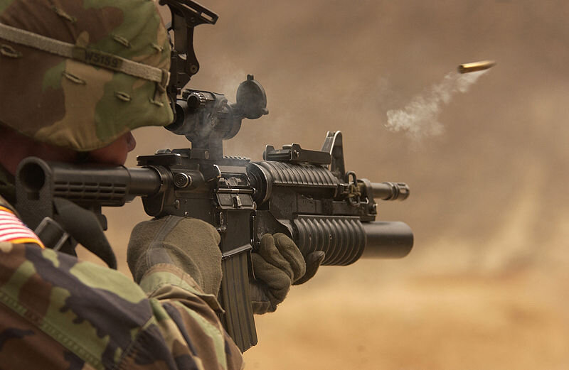 آشنایی با تفنگ تهاجمی ام۴ کارباین | اسلحه سازمانی ارتش ایالات متحده آمریکا