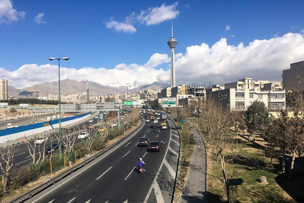 وضعیت آلودگی هوای تهران در اولین روز اسفند ۱۴۰۱