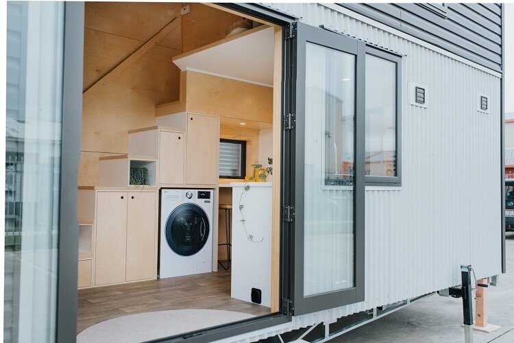 تصاویر | زندگی در تریلی دو خوابه