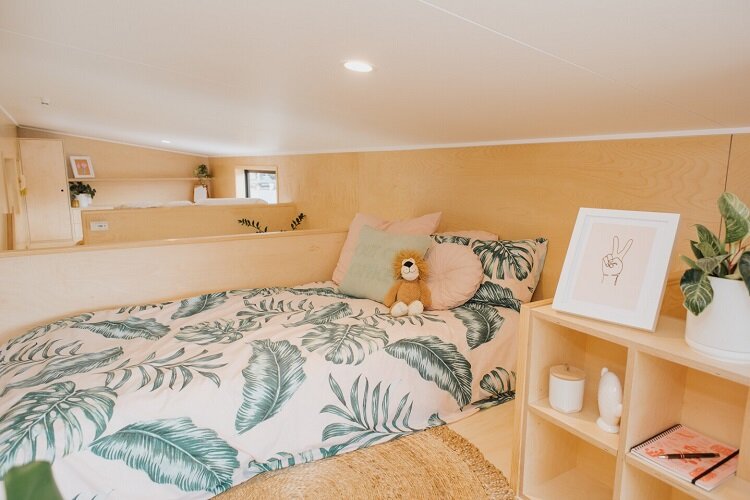 تصاویر | زندگی در تریلی دو خوابه