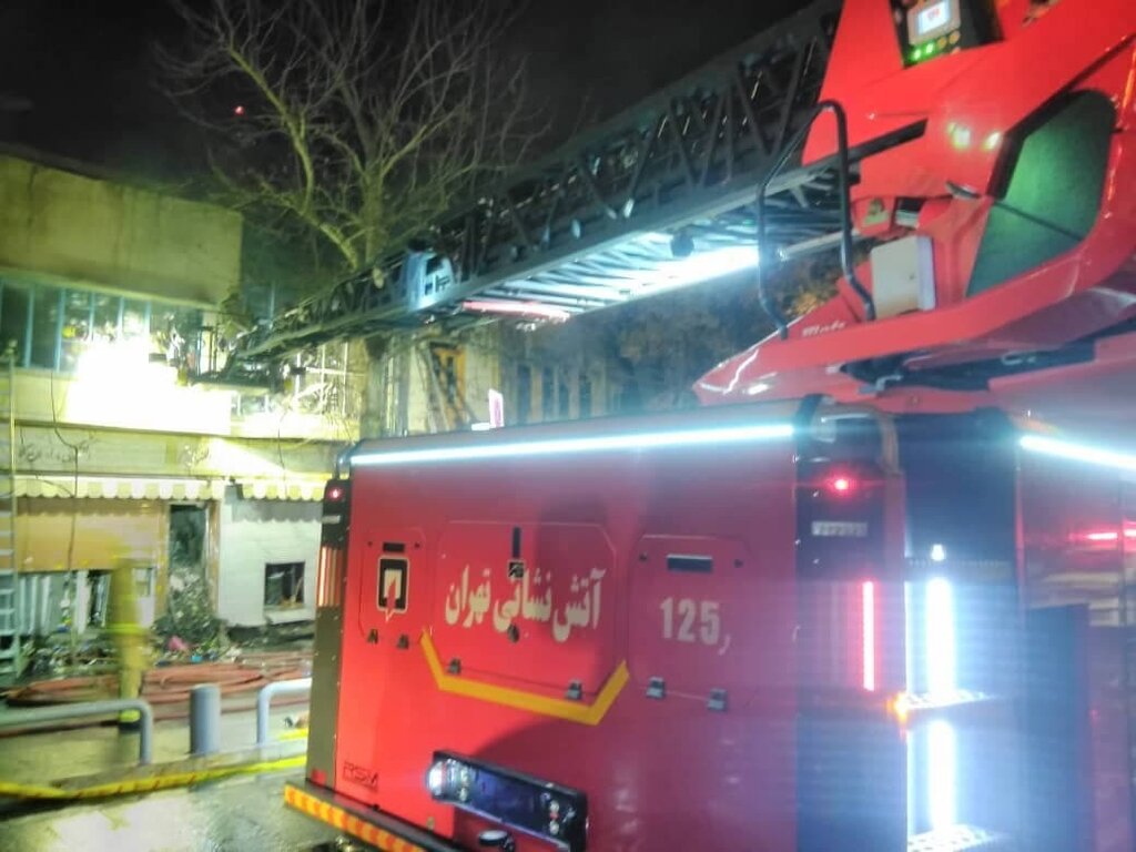 قدیمیترین کوچه تهران آتش گرفت | مروی؛ در معرض نابودی