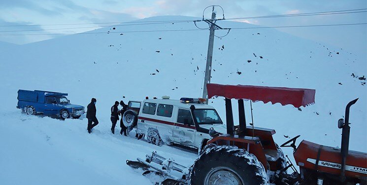 برف و کولاک  ۴۵ جاده را مسدود کرد | آخرین وضعیت ترافیک در راه های کشور جاده برف