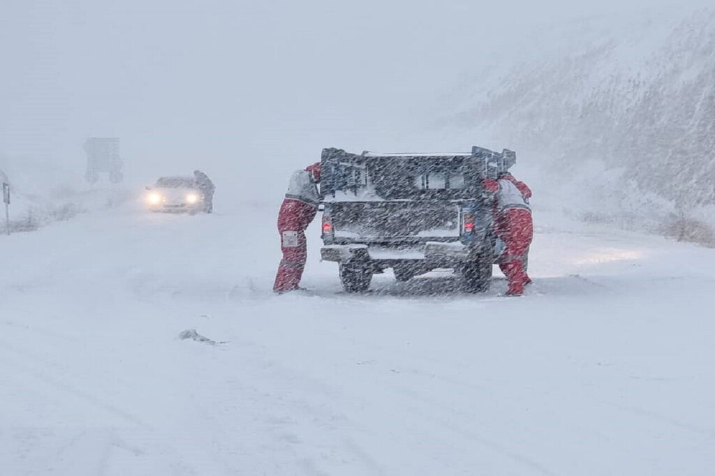 کردستان در محاصره برف | همه جاده‌های اصلی و فرعی مسدود شدند