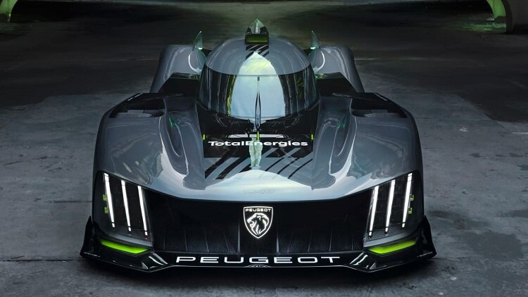 تصاویر | سریعترین پژوی تاریخ آماده مسابقه میشود