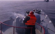 تصاویر | سر فرماندهی ناوشکن ایرانی جماران در رزمایش مرکب دریایی | تیراندازی یگان‌های شناور ایران، روسیه و چین در شمال اقیانوس هند