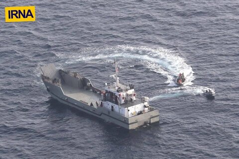 عمليات آزادسازی کشتی ربوده شده در رزمايش مركب