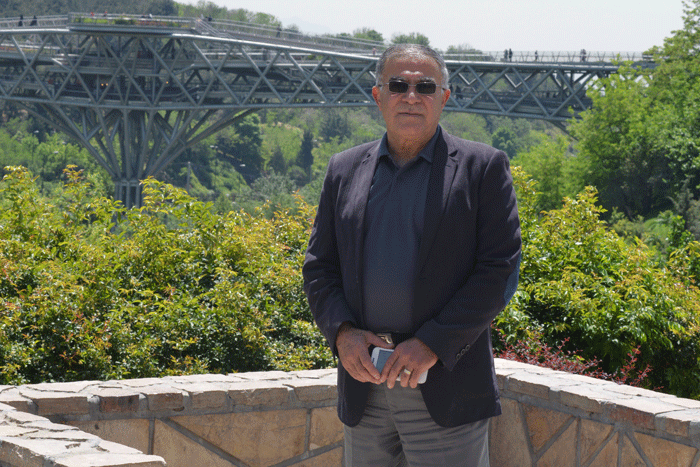 خاطرهبازی با «حسن روشن» و «مهدی دینورزاده» | از زمینهای خاکی شمیران تا تیمملـی | زمین اختیاریه را دریابید