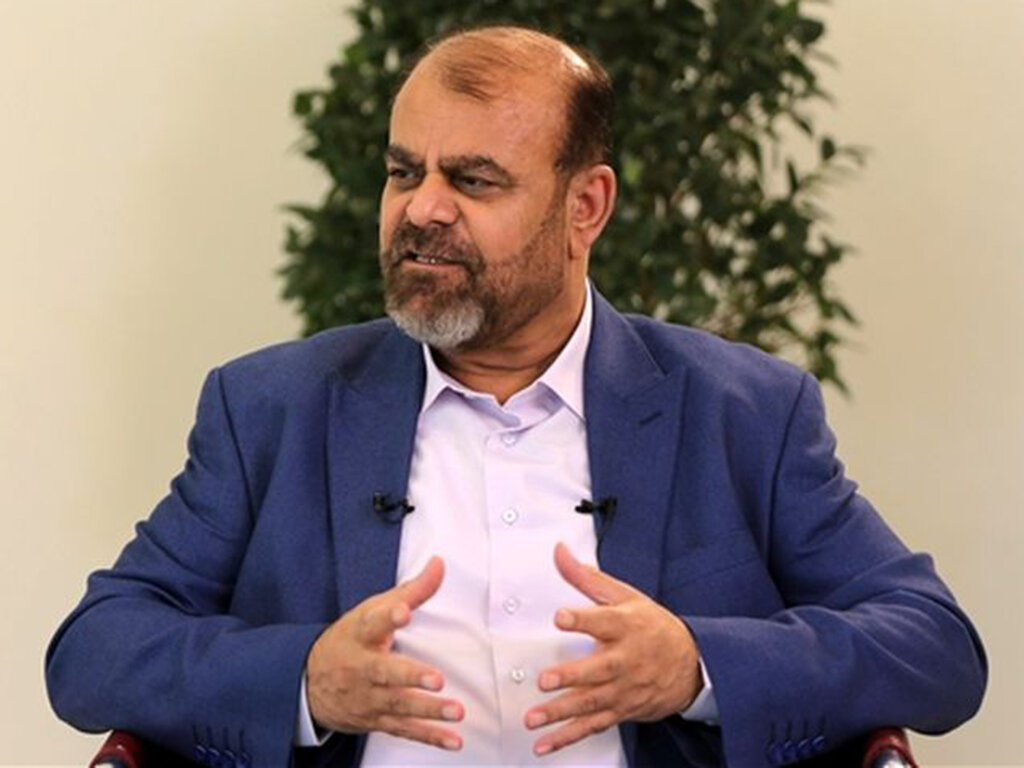 مستاجران منتظر بسته ویژه دولت باشند | تیغ تیز اجارهبها را از گلوی قشر آسیبپذیر برمیداریم رستم قاسمی - وزیر راه و شهر سازی دولت سیزدهم