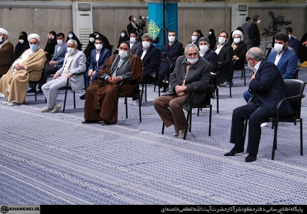 تصاویر | جمعی از مداحان اهل بیت (ع) با رهبر انقلاب دیدار کردند