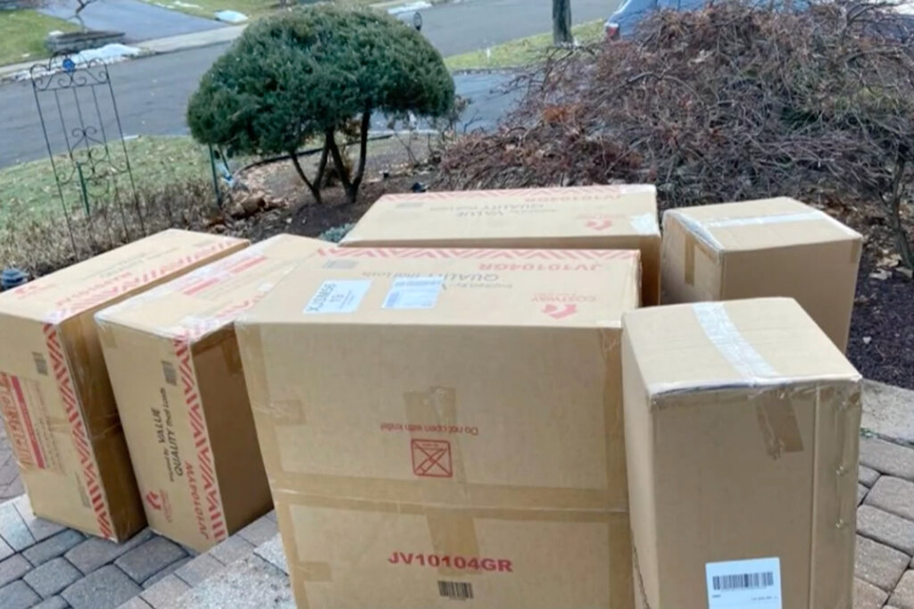 کودک ۲ ساله حساب بانکی خانوادهاش را خالی کرد