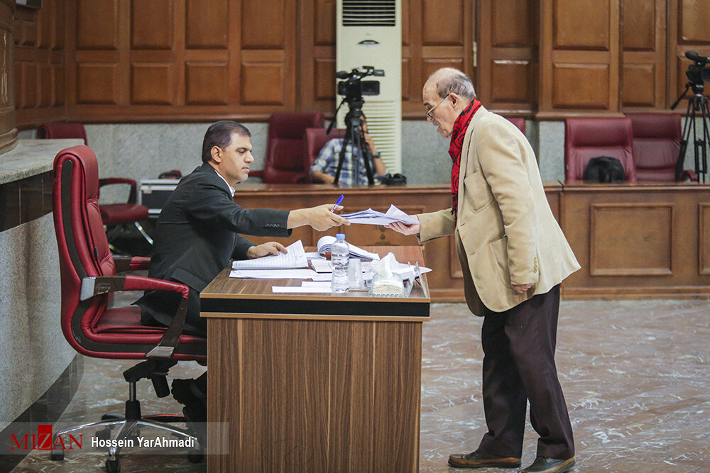 متهم دادگاه لواسان: گفتند که برای ورود به بهشت باید بهای آن را پرداخت کنید | من پول زور دادهام نه اسم رشوه!