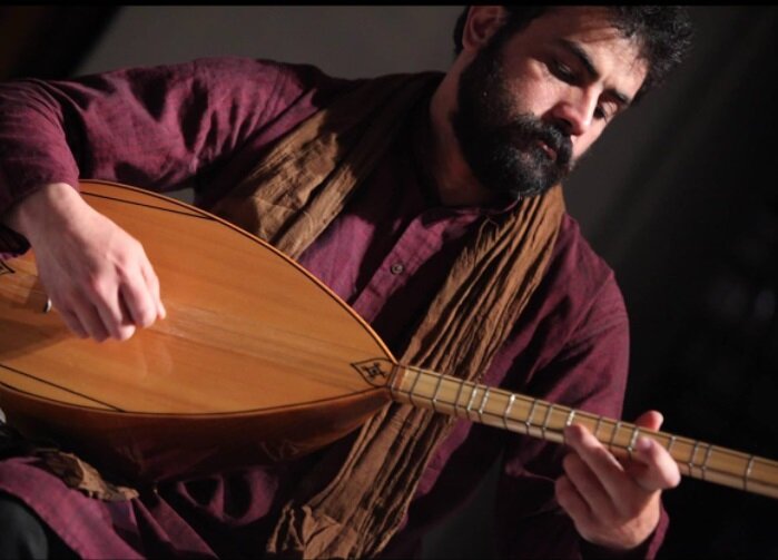 همسر نسیم ادبی