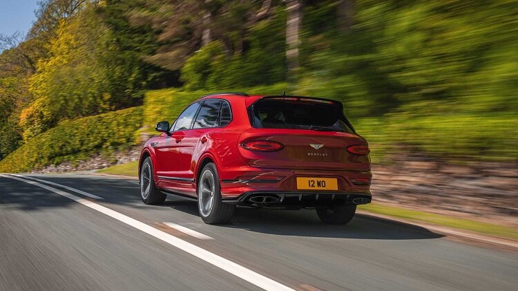 نخستین بنتلی تمام برقی سال ۲۰۲۵ به بازار میآید