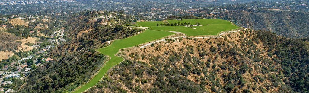 گران ترین زمین جهان رضا پهلوی