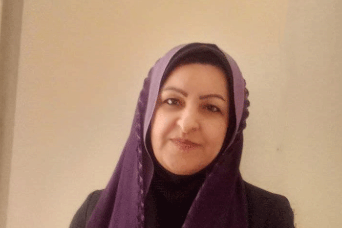 نیکوکاری از غرب تهران تا نقطه صفر مرزی | کودک سیستانی دربغل خواهر شهید تندگویان