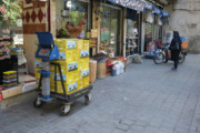 تصاویر | هشدار؛ بسته بندی غیربهداشتی خرما در قلب تهران | خرمای بی‌کیفیت را با برندهای معتبر روانه بازار می‌کنند | اماکن ورود کند