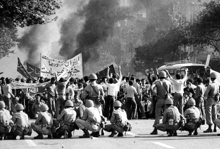 نـامهـا و نشانهها | خاطرهبازی با نام خیابانهایی که یادآور روزهای انقلاب هستند