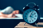 ۸ علت اصلی بی‌خوابی که نمی‌دانستید