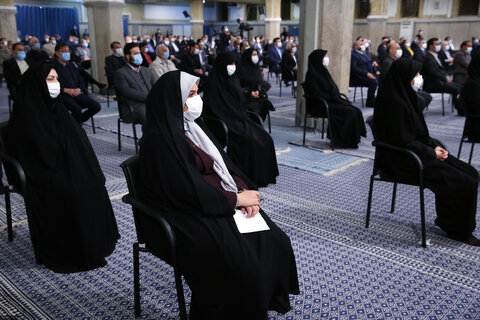 دیدار فعالان اقتصادی با  رهبر انقلاب