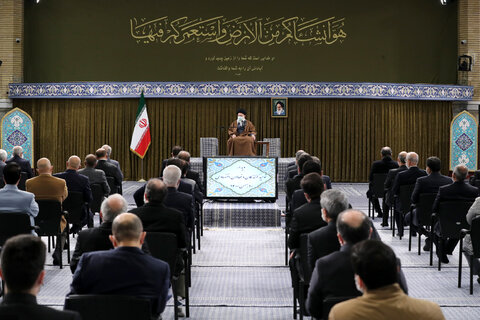 دیدار فعالان اقتصادی با  رهبر انقلاب