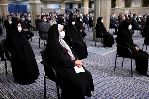 دیدار فعالان اقتصادی با  رهبر انقلاب