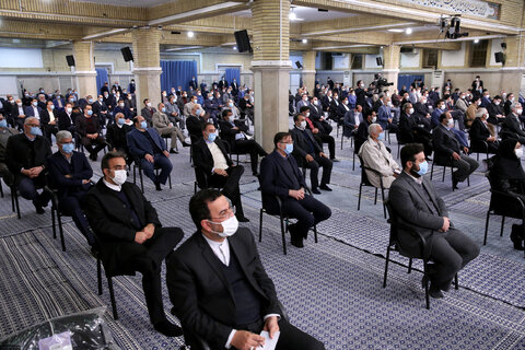 دیدار فعالان اقتصادی با  رهبر انقلاب