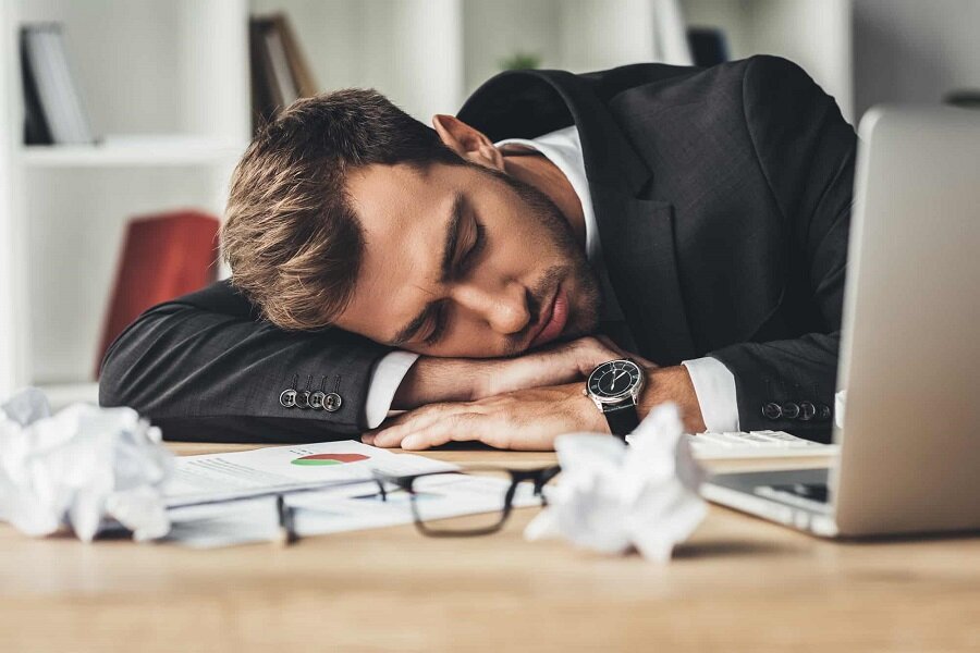 ۵ راهکار برای بیخوابی در تابستان | چرا تابستانها خوابیدن سختتر میشود؟