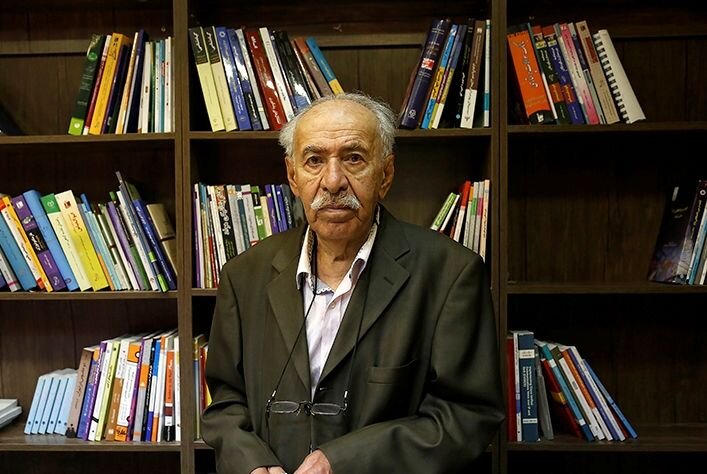 دیدار با منتقد پیشکسوت ادبیات داستانی و مترجم فلسفه | نویسندگانی که نویسنده نیستند! عبدالعلی دستغیب