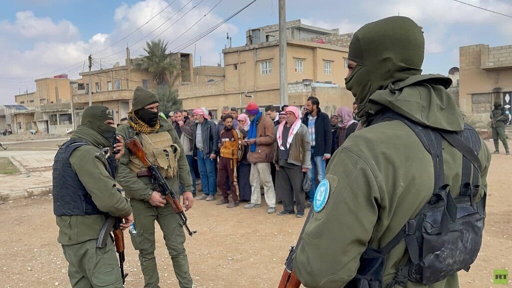 تصاویر | جستجوی خانه به خانه برای یافتن داعشی‌