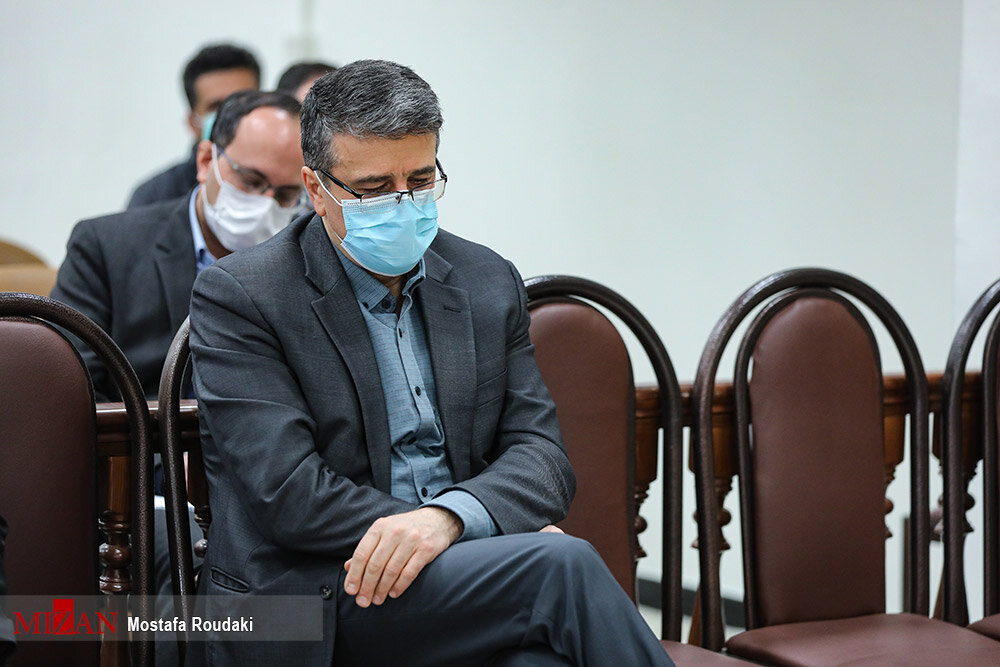 دادگاه کروز؛ رشوه در قالب قطعات خودرو | اهدای کارت هدیه به صورت چمدانی! | ۱۳۲ میلیون دلار خسارت به شرکت