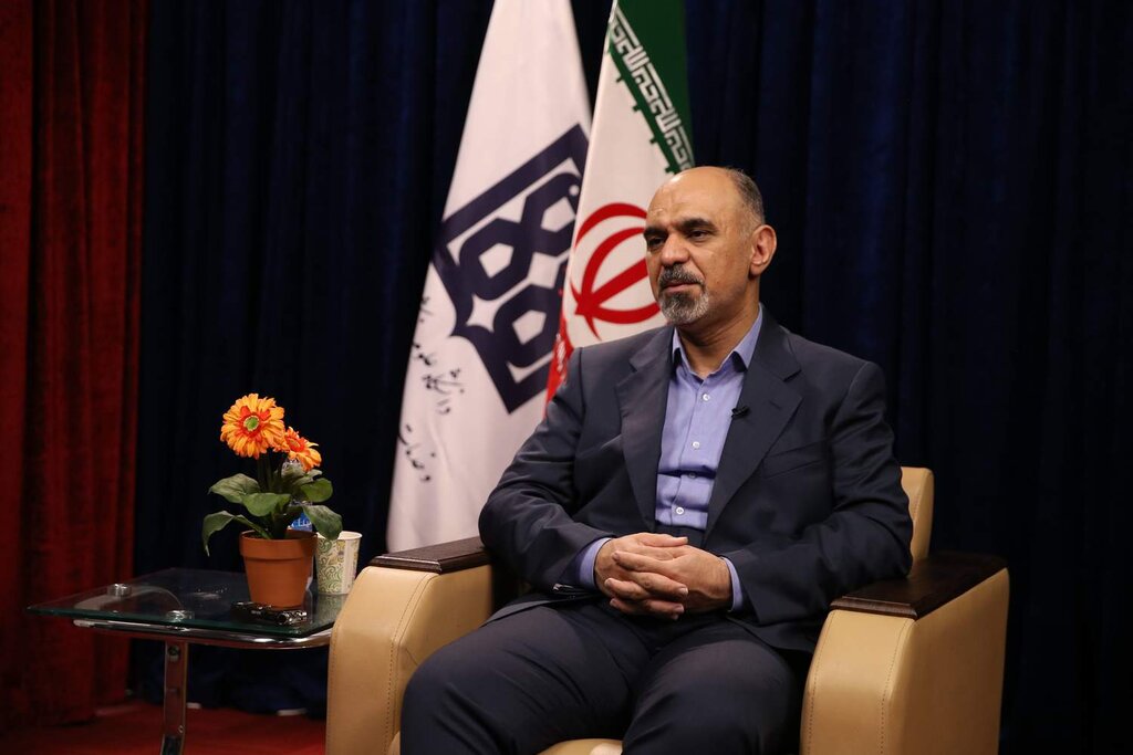 آمادهباش بزرگترین بیمارستان تهران | اُمیکرون برای چه کسانی خطرناک است؟ | ۷ میلیون نفر دوز اول واکسن را هم تزریق نکردهاند | کودکان زودتر واکسن بزنند