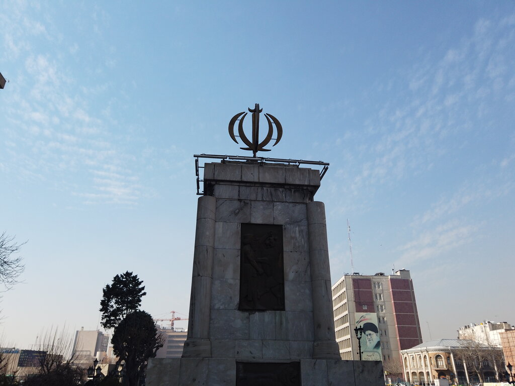 ميدان امام
