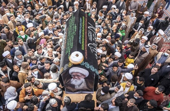 ببینید | تشییع باشکوه پیکر آیت الله صافی گلپایگانی در کربلا