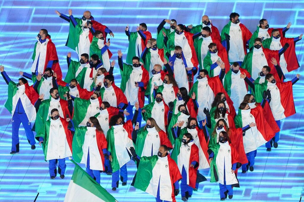 تصاویر | لباس تیم المپیک ایران جزو برترین‌ها | بهترین لباس‌ها در مراسم افتتاحیه المپیک زمستانی ۲۰۲۲ را ببینید