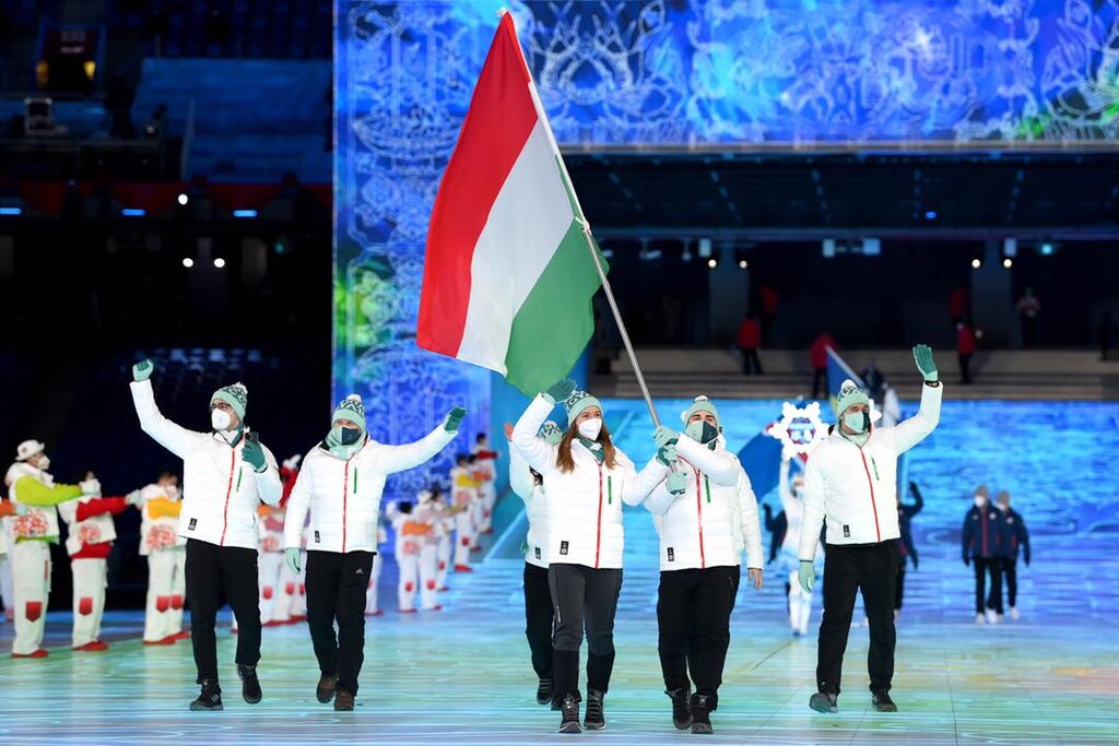 تصاویر | لباس تیم المپیک ایران جزو برترینها | بهترین لباسها در مراسم افتتاحیه المپیک زمستانی ۲۰۲۲ را ببینید