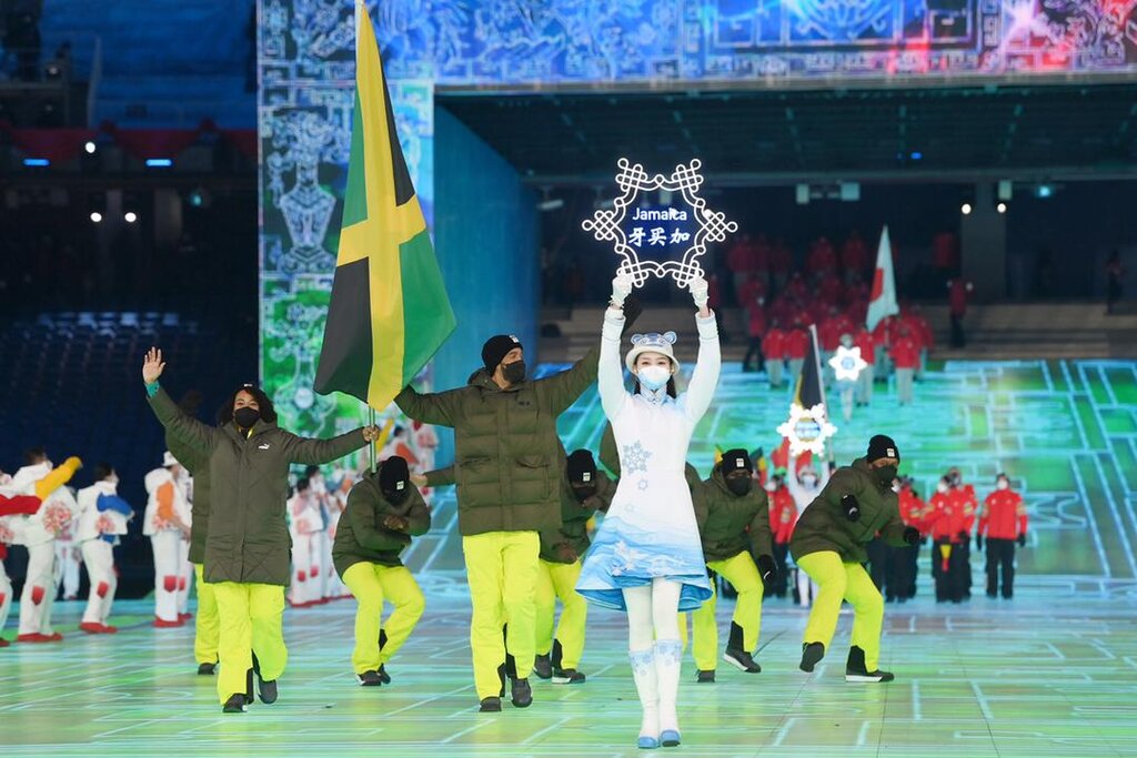 تصاویر | لباس تیم المپیک ایران جزو برترینها | بهترین لباسها در مراسم افتتاحیه المپیک زمستانی ۲۰۲۲ را ببینید