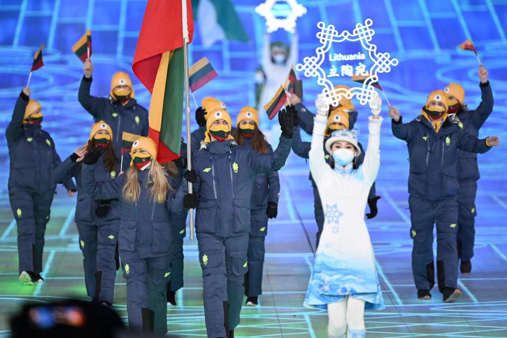 تصاویر | لباس تیم المپیک ایران جزو برترین‌ها | بهترین لباس‌ها در مراسم افتتاحیه المپیک زمستانی ۲۰۲۲ را ببینید