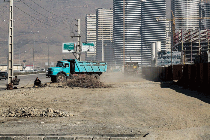 بلندمرتبهها باغ ملی را میبلعند | ساخت 8هزار واحد ساختمانی در همسایگی بزرگترین باغ خاورمیانه