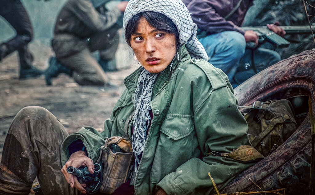 حرفهای خواندنی فرشته حسینی از بازیگر شدنش | میترسیدند مادر زیبایم را طالبان ببرد | در خیاطی کار می کردم | اینطور نیستم که شیفته بازیگری باشم