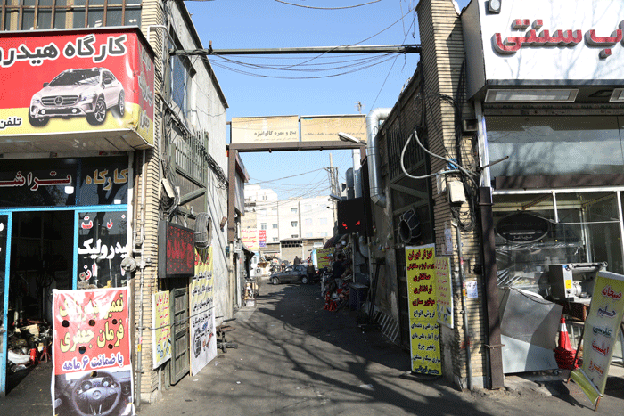 گاراژهای قدیمی خار چشم محلهها شدهاند | از سرنوشت غریبانه اتوشاپور تا پارکینگ مخازن زباله