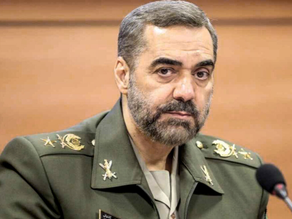 محمد رضا آشتیانی - وزیر دفاع و پشتیبانی نیروهای مسلح