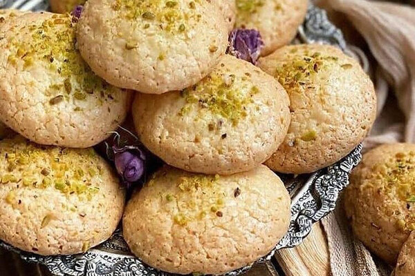 طرز تهیه شیرینی نارگیلی | نکاتی برای ترد و پفکی شدن شیرینی نارگیلی ؛ مثل قنادیها