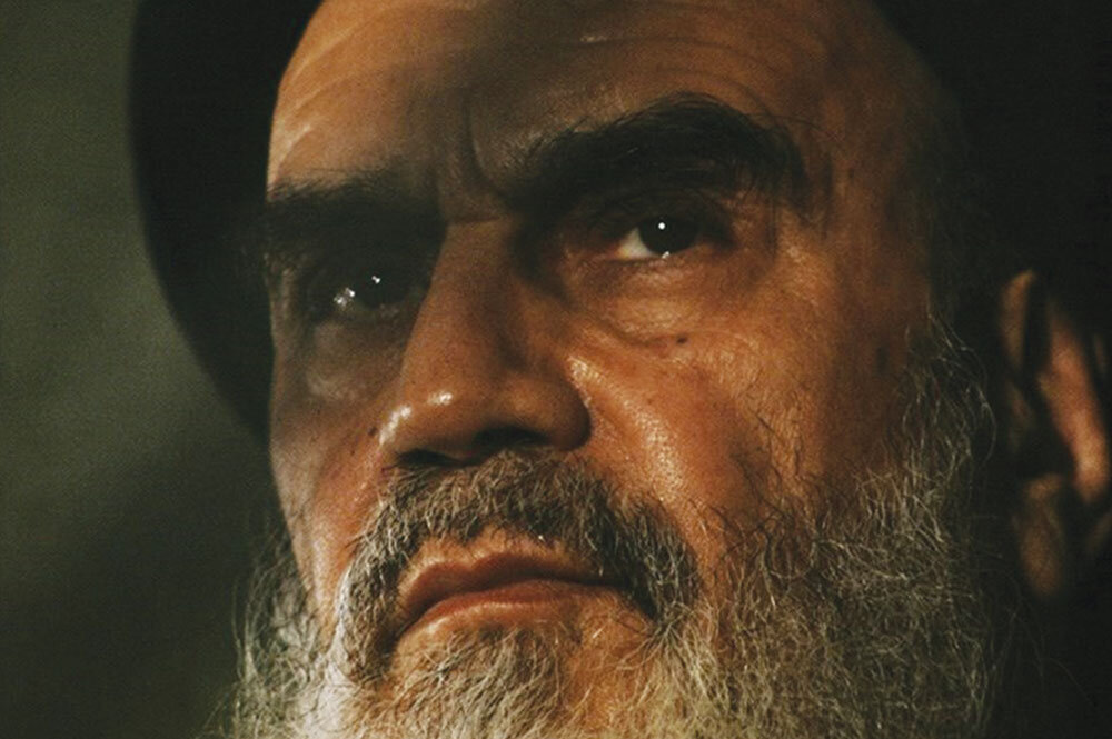 راوی روزهای سیاه و سفید