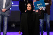 تصاویر بهترین بازیگر نقش اصلی زن در اختتامیه جشنواره فجر ۱۴۰۰