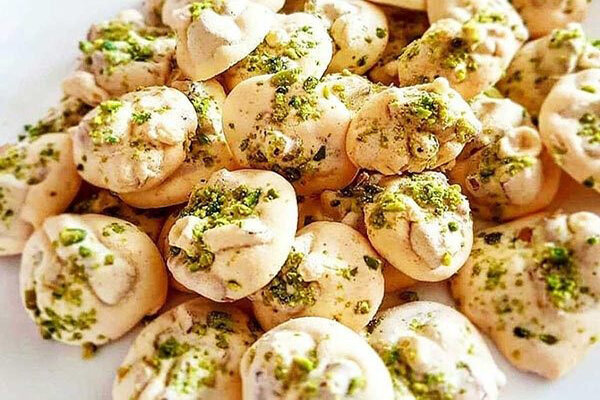 طرز تهیه شیرینی پفکی گردویی