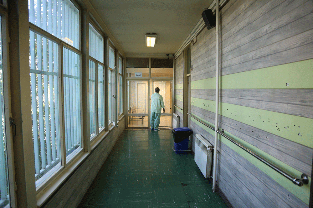 بیمارستان‌های ناایمن تهران کدامند؟ | برخی مراکز درمانی حتی پله فرار ندارند