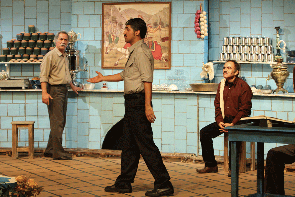 بازیگر مشهور: ایرانزمین؛ دوستداشتنیتــــرین جای دنیا | اجرای تئاتر فستیوال بینالمللی فرانسه در شهرهای ایران