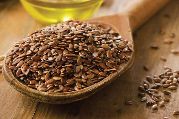 تخم کتان برای چی خوبه ؟ | حفظ جوانی و زیبایی با مصرف تخم کتان